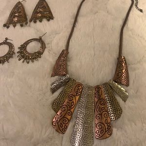 Statement Necklace Copper,silver and gold tone .2 pairs earrings